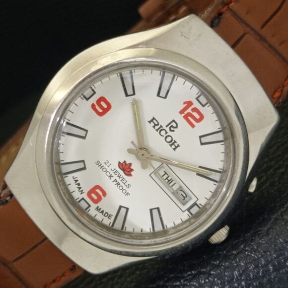 Vintage 1990 Ricoh Automatic Mens Silver Watch W/daydate & Red accents - Picture 1 of 10